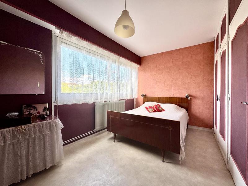 Appartement - 82 m² - 5 pièces