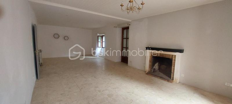 Maison ancienne - 181 m² - 4 pièces