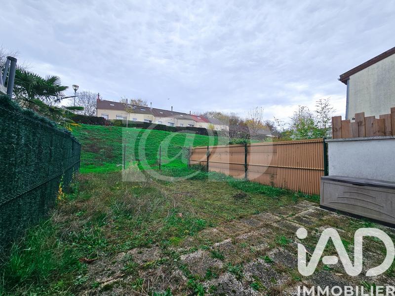 Maison - 104 m² - 4 pièces