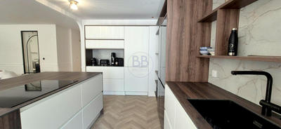 Appartement - 100 m² - 4 pièces