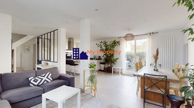 Maison - 152 m² - 7 pièces