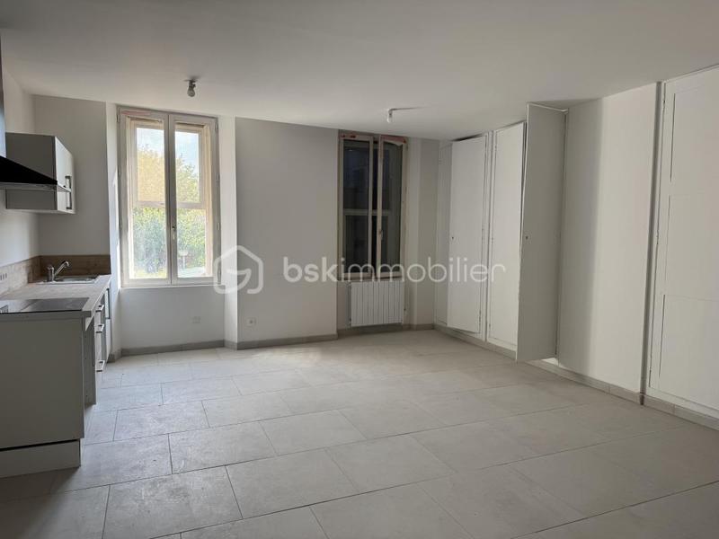 Immeuble - 311 m² - 16 pièces