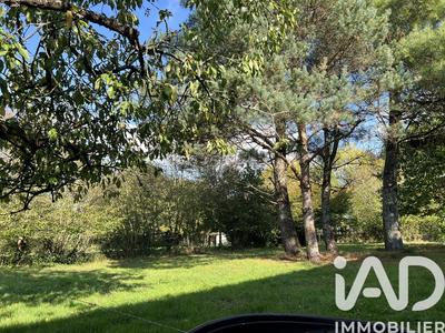 Maison - 277 m² - 13 pièces