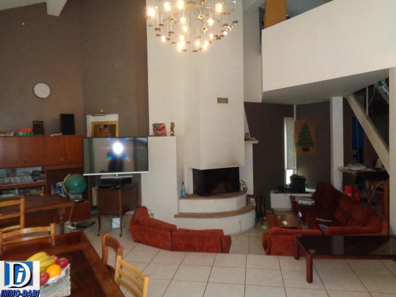 Villa - 183 m² - 6 pièces