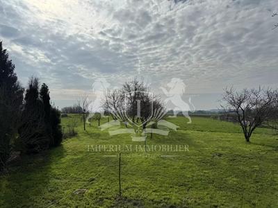 Maison - 90 m² - 6 pièces