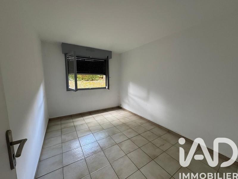 Appartement - 80 m² - 5 pièces