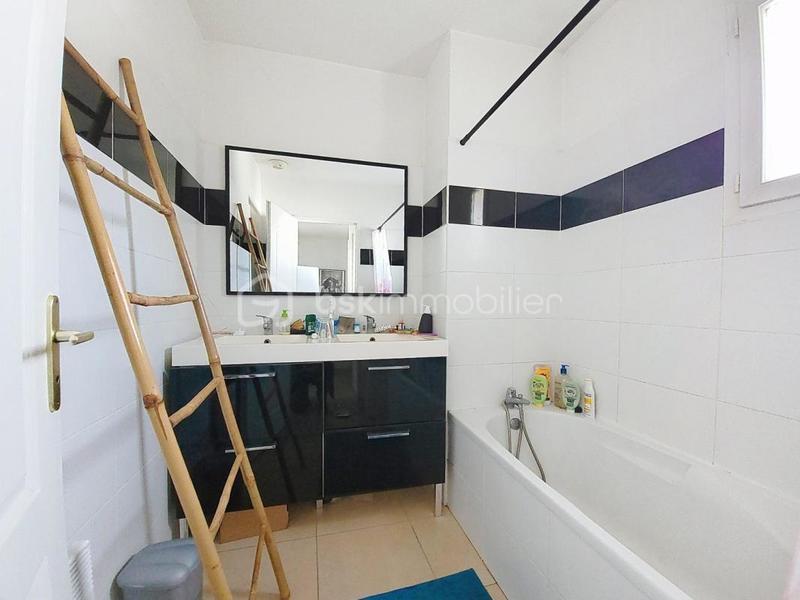 Maison - 75 m² - 3 pièces