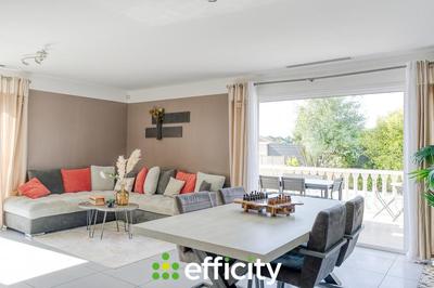 Maison - 136 m² - 5 pièces