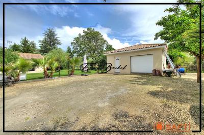 Maison - 79 m² - 4 pièces