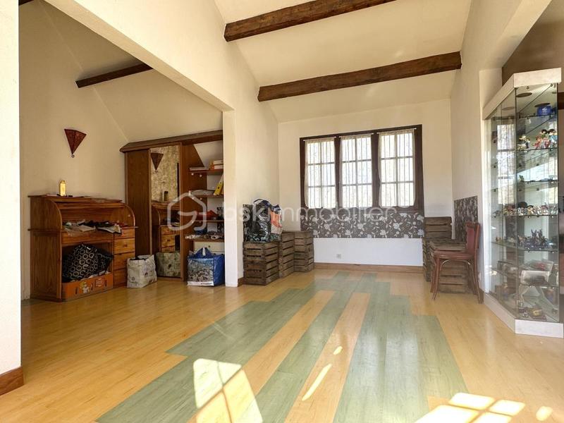 Pavillon - 142 m² - 6 pièces