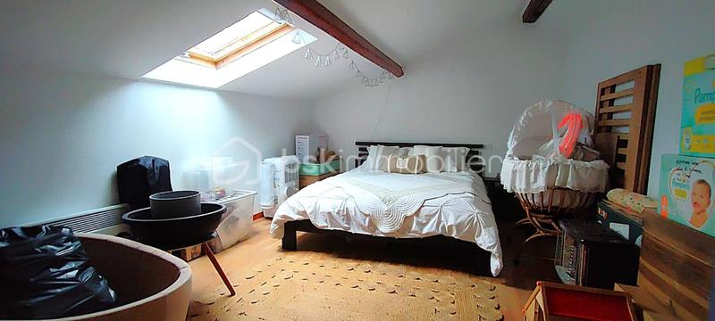 Maison - 350 m² - 15 pièces