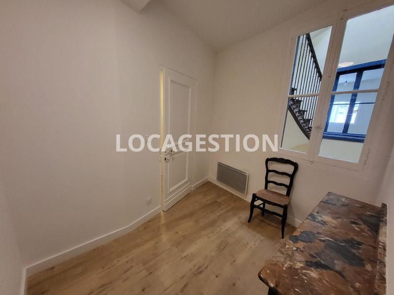 Bureau - 100 m² - 5 pièces