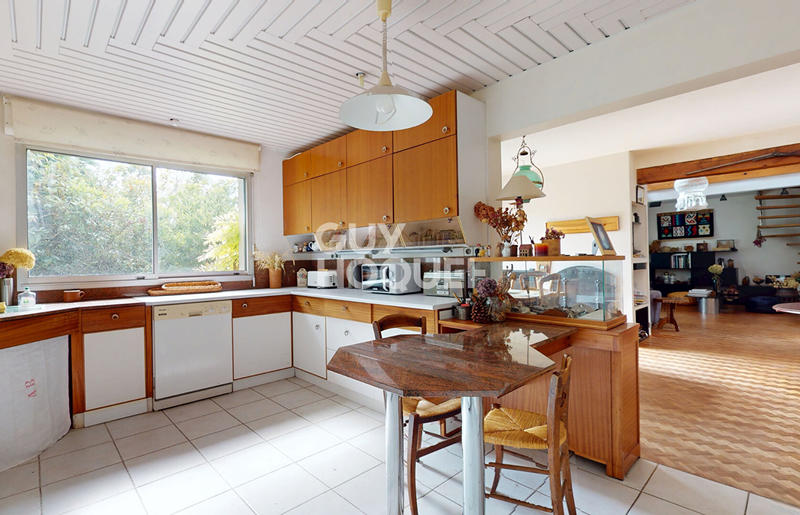 Maison - 162 m² - 6 pièces