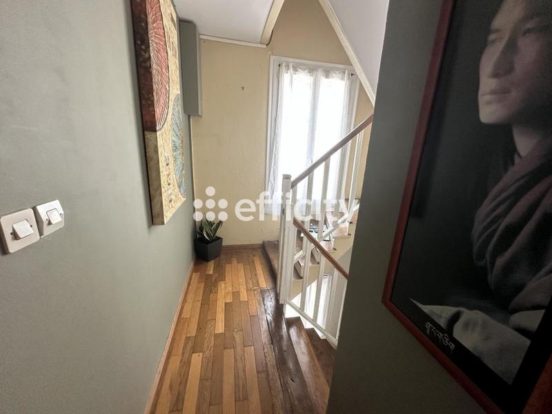 Maison - 153 m² - 7 pièces