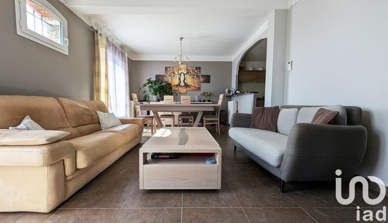 Maison - 100 m² - 6 pièces