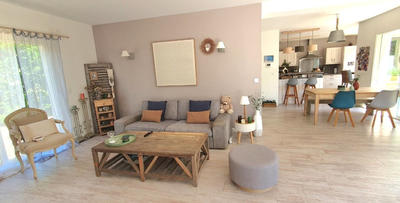 Maison - 136 m² - 6 pièces