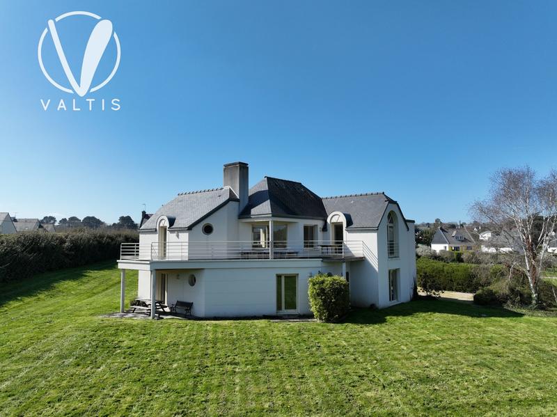 Maison contemporaine - 148 m² - 6 pièces