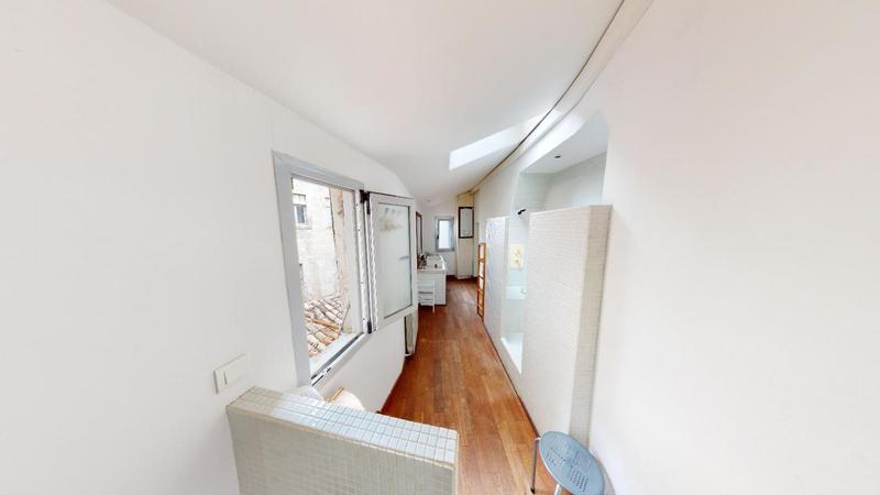 Appartement - 90 m² - 3 pièces