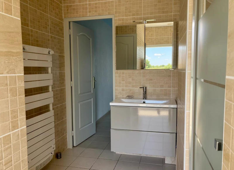 Appartement - 100 m² - 5 pièces