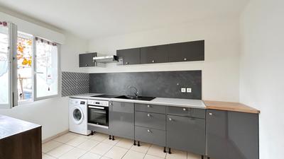 Maison - 85 m² - 5 pièces
