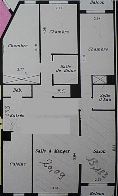 Appartement - 102 m² - 5 pièces