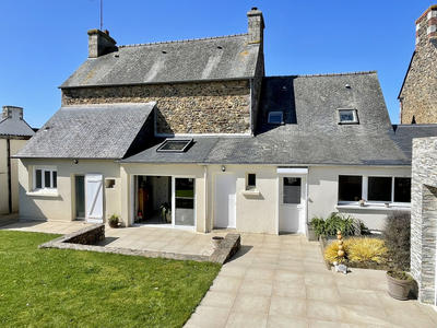 Maison - 177 m² - 8 pièces