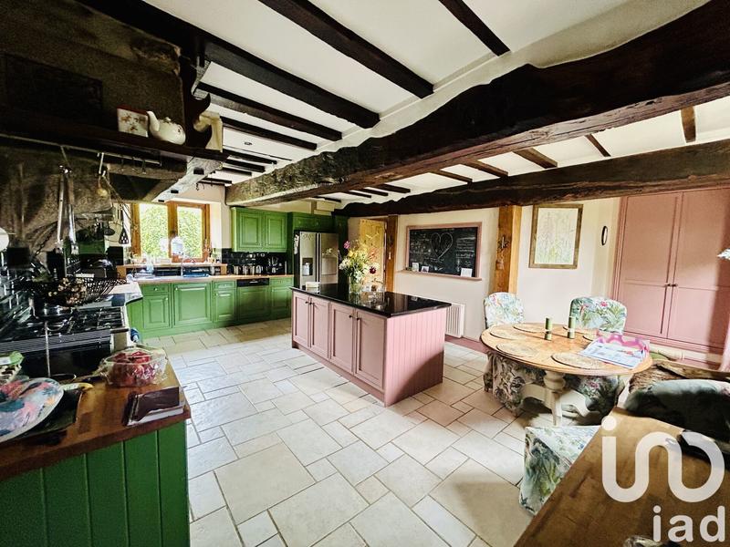 Maison - 245 m² - 7 pièces