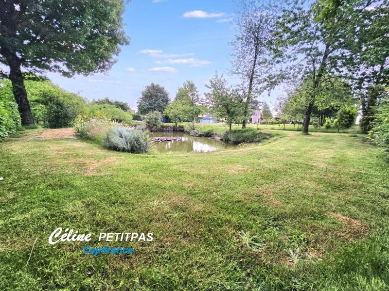 Terrain constructible - 1 240 m²