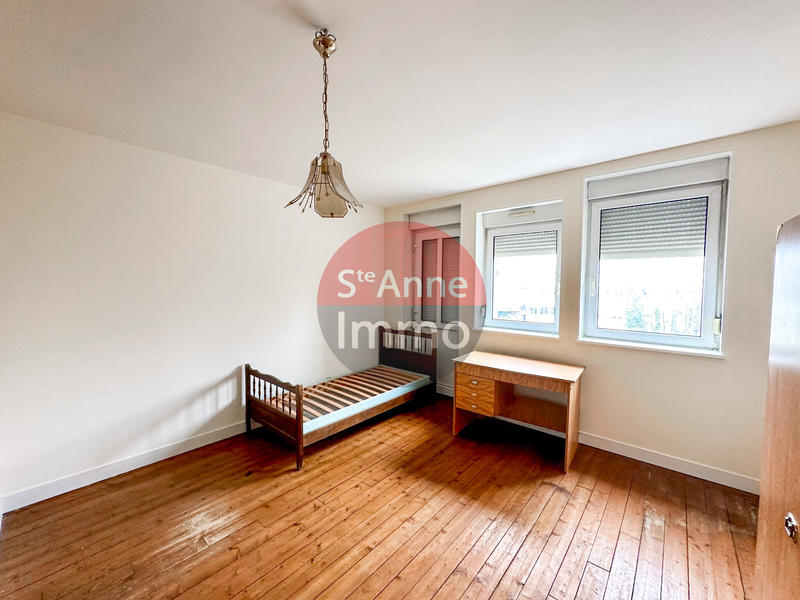 Maison - 300 m² - 12 pièces