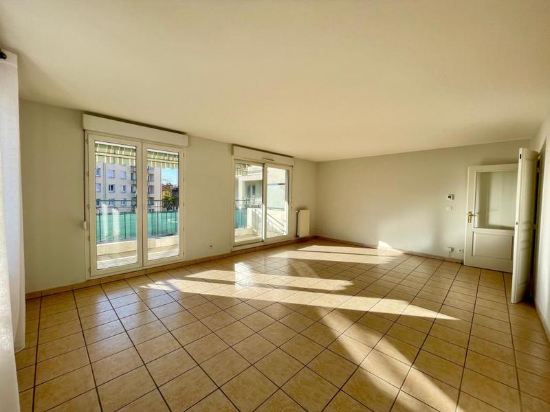 Appartement - 111 m² - 5 pièces