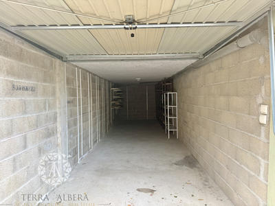 Parking / Garage - 25 m²