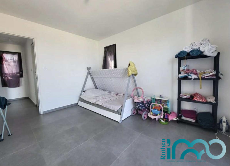 Villa - 100 m² - 4 pièces