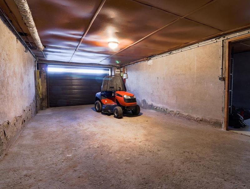 Maison - 241 m² - 9 pièces