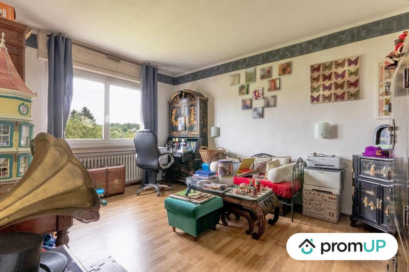 Maison - 178 m² - 6 pièces