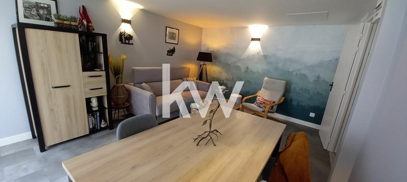 Maison - 121 m² - 5 pièces