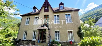 Maison de ville - 162 m² - 6 pièces