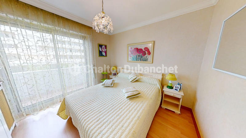 Appartement - 92 m² - 3 pièces