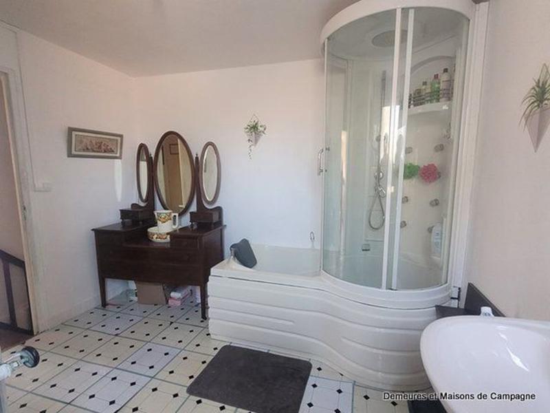 Maison de village - 130 m² - 8 pièces