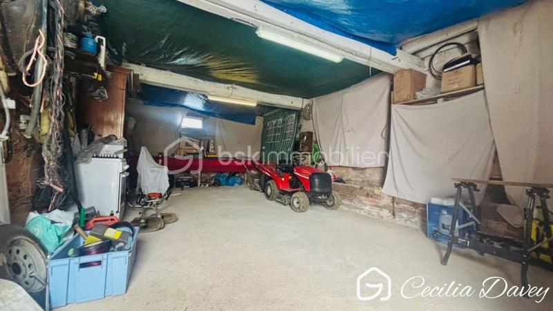 Propriété - 160 m² - 6 pièces