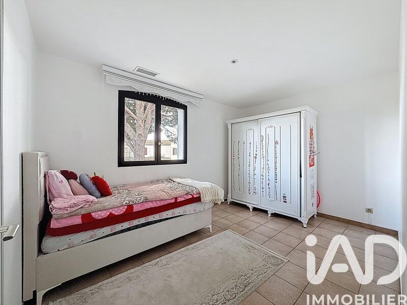 Maison - 121 m² - 7 pièces