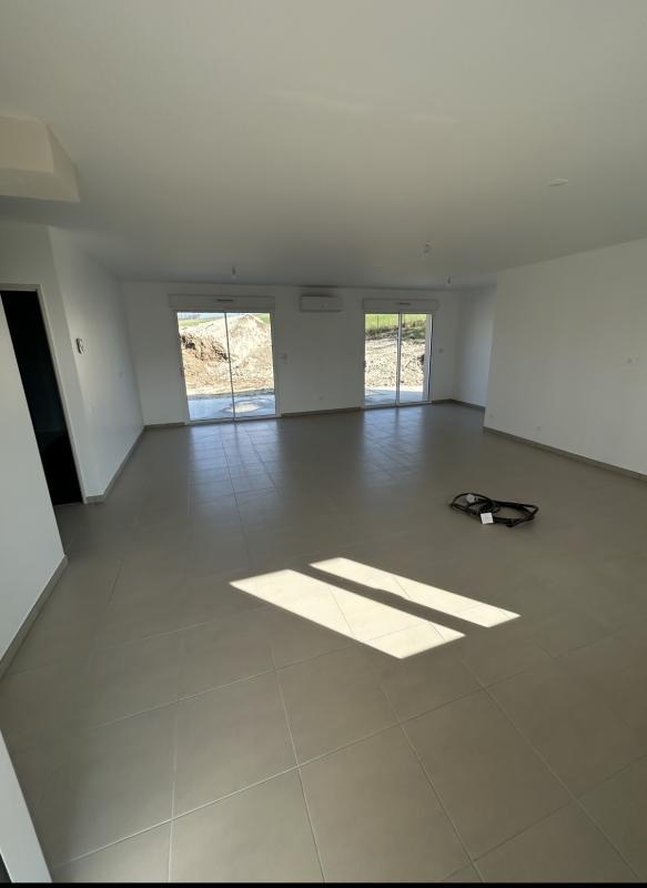 Maison - 121 m² - 5 pièces