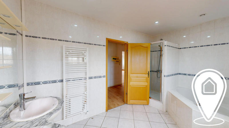 Appartement - 151 m² - 5 pièces