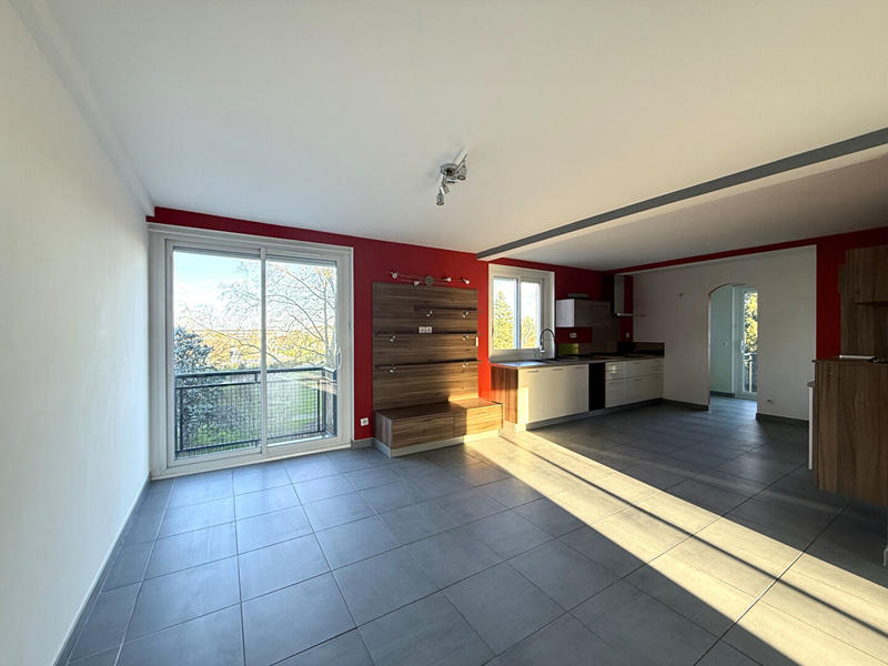 Appartement - 80 m² - 3 pièces