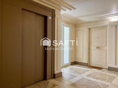 Appartement - 100 m² - 4 pièces