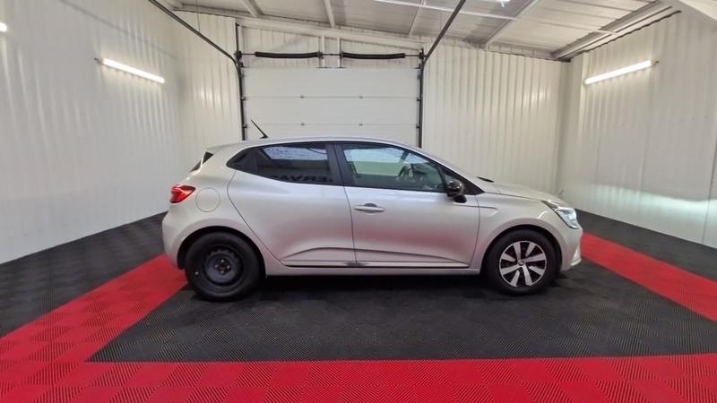 Renault Clio V Evolution E-Tech full hybrid 145