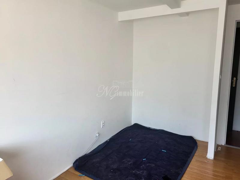 Fonds de commerce - 75 m²