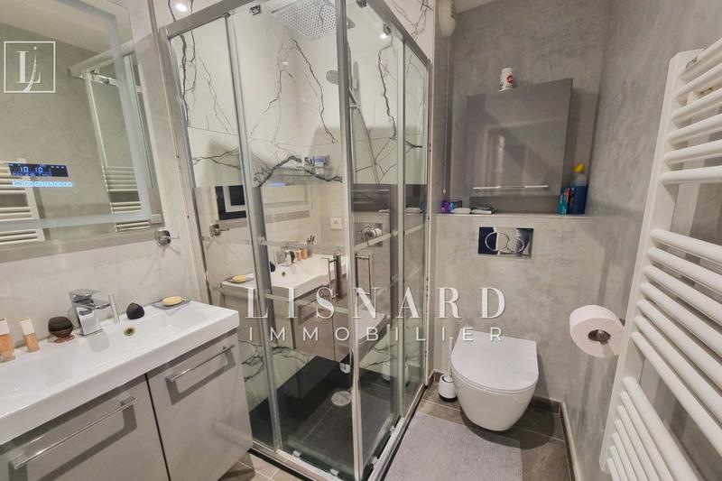 Appartement - 90 m² - 4 pièces