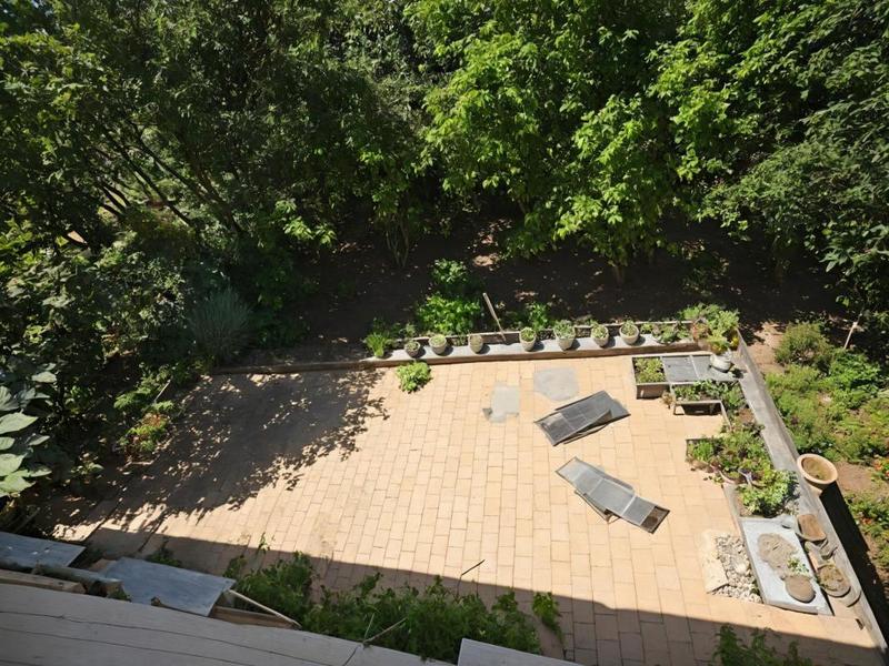 Maison - 790 m² - 15 pièces