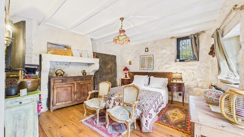 Propriété - 265 m² - 10 pièces