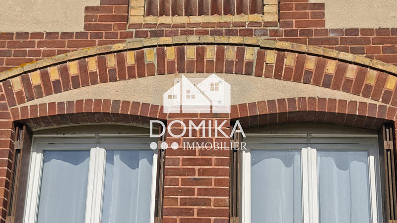 Maison - 178 m² - 8 pièces